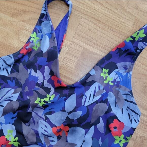 Athleta Twilight Tropical 1-Piece Swimsuit M - Picture 5 of 9